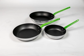 SARTENES CON TEFL&Oacute;N